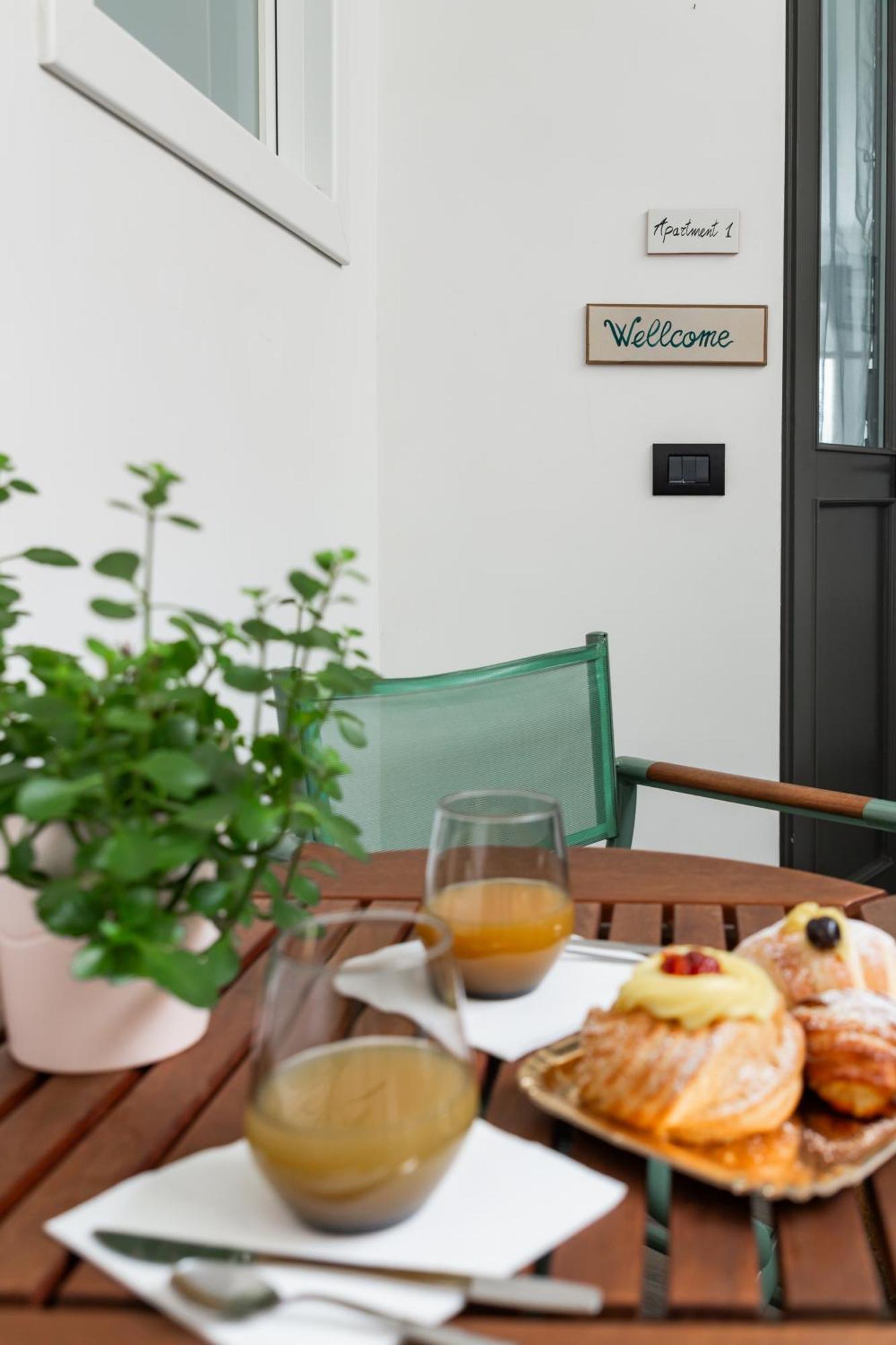 Archihouse Suites Наполи Екстериор снимка