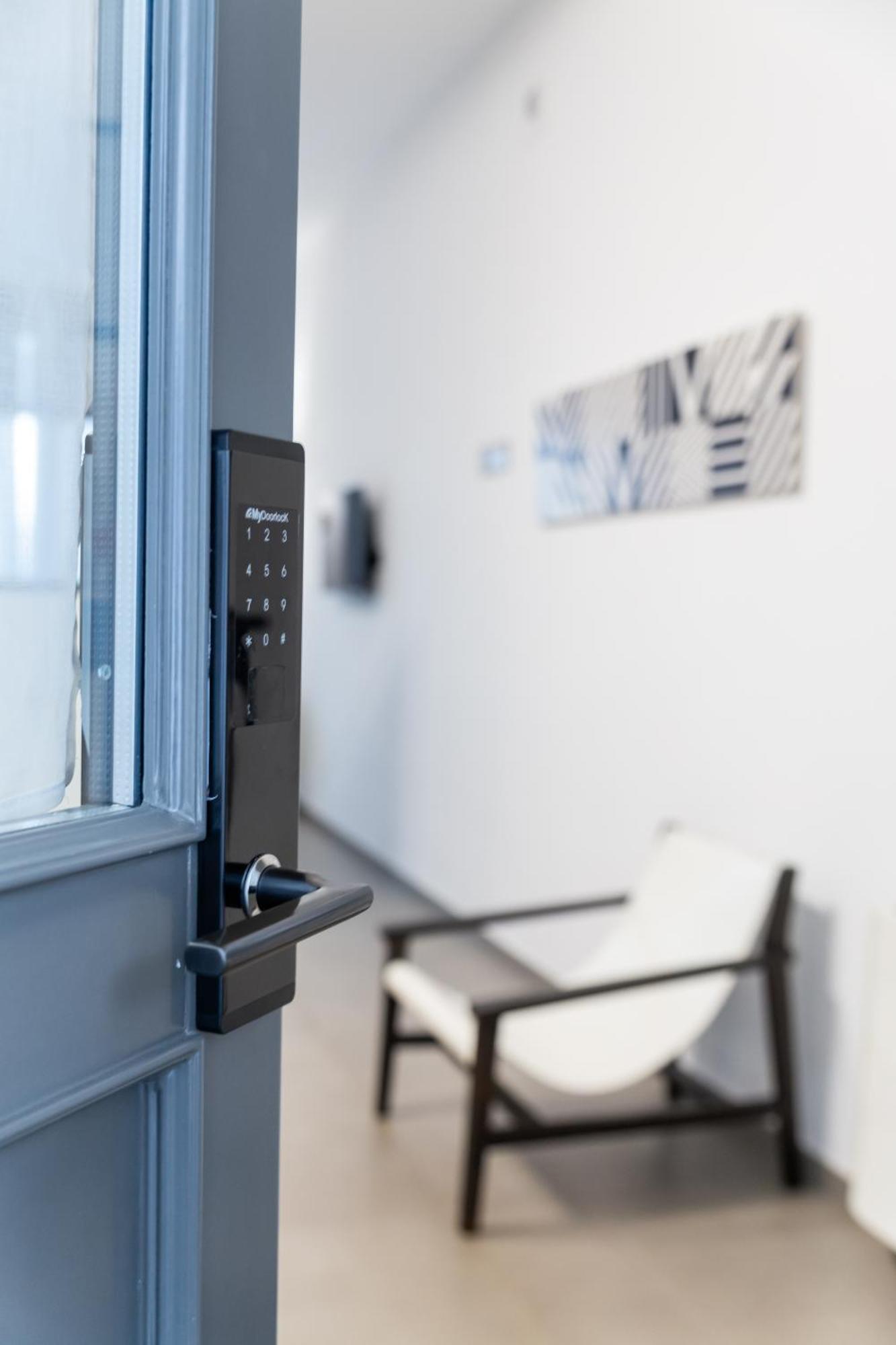Archihouse Suites Наполи Екстериор снимка