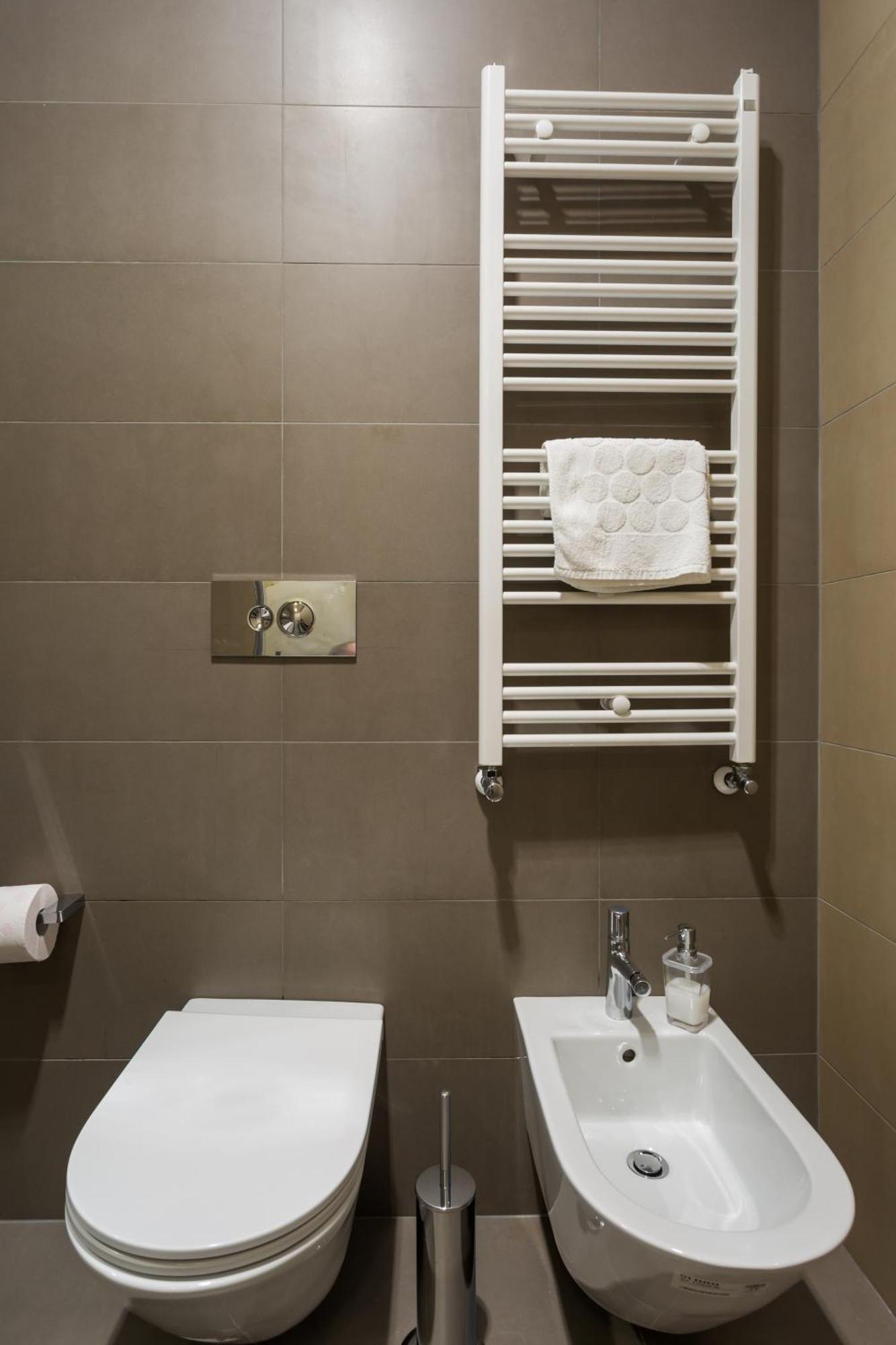 Archihouse Suites Наполи Екстериор снимка
